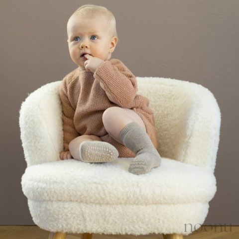 GoBabyGo antypoślizgowe skarpetki do nauki chodzenia Sand 6 m+ GoBabyGo antypoślizgowe skarpetki do nauki chodzenia Sand 6 m+